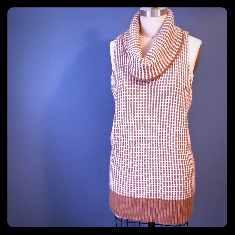 Sleeveless Knit Sweater